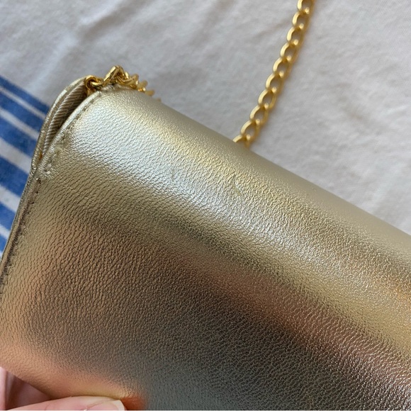 Vtg Lilly Pulitzer Be My Guest Clutch in Gold Metallic with Turtle Clasp - Picture 5 of 12